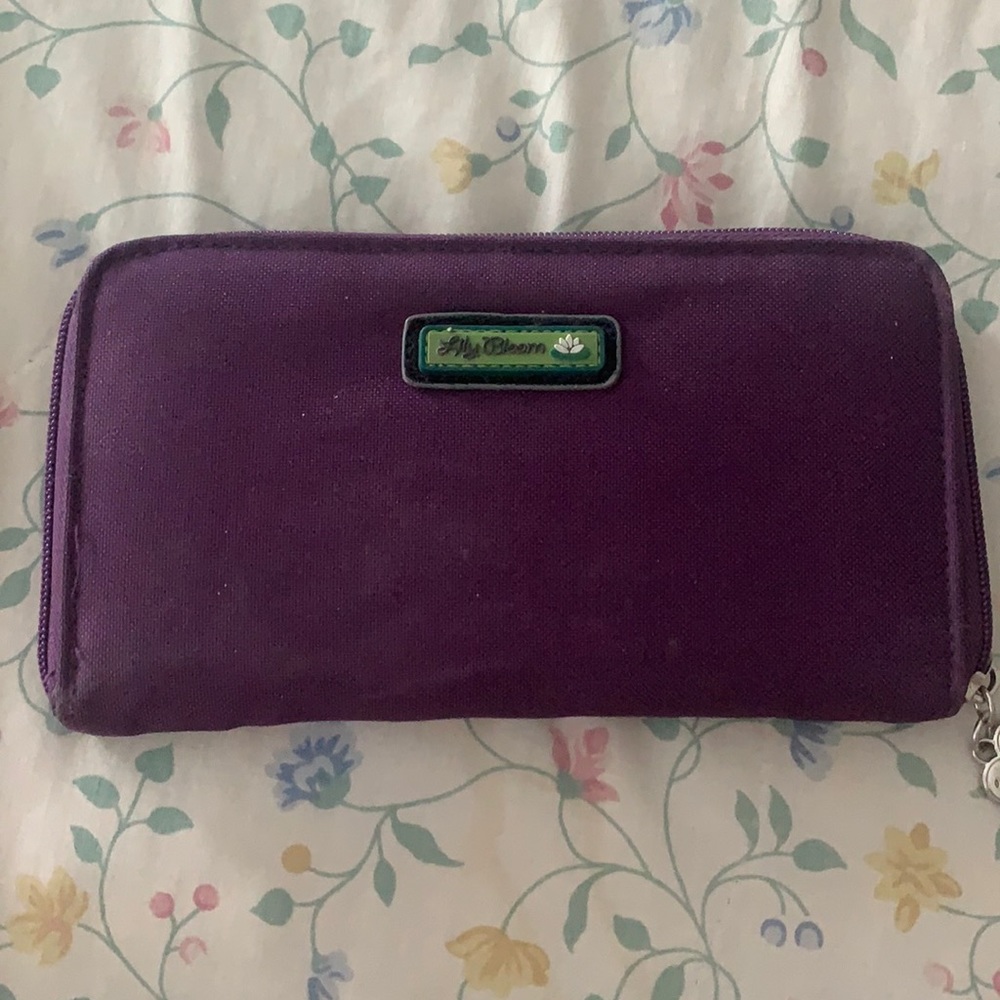Lily bloom wallet